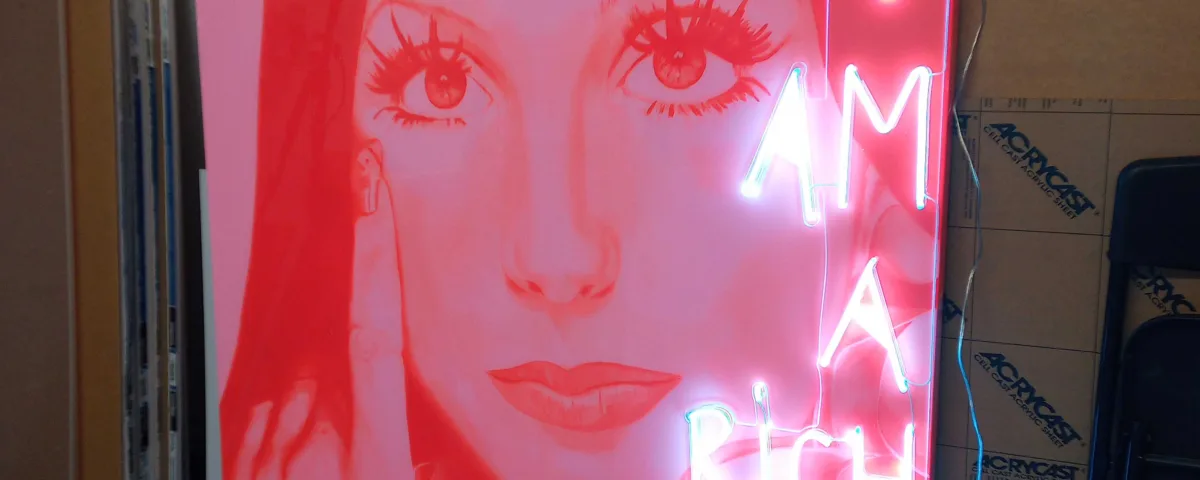 ‘MOM, I AM A RICH MAN’ Cool White LED Neon Sign
