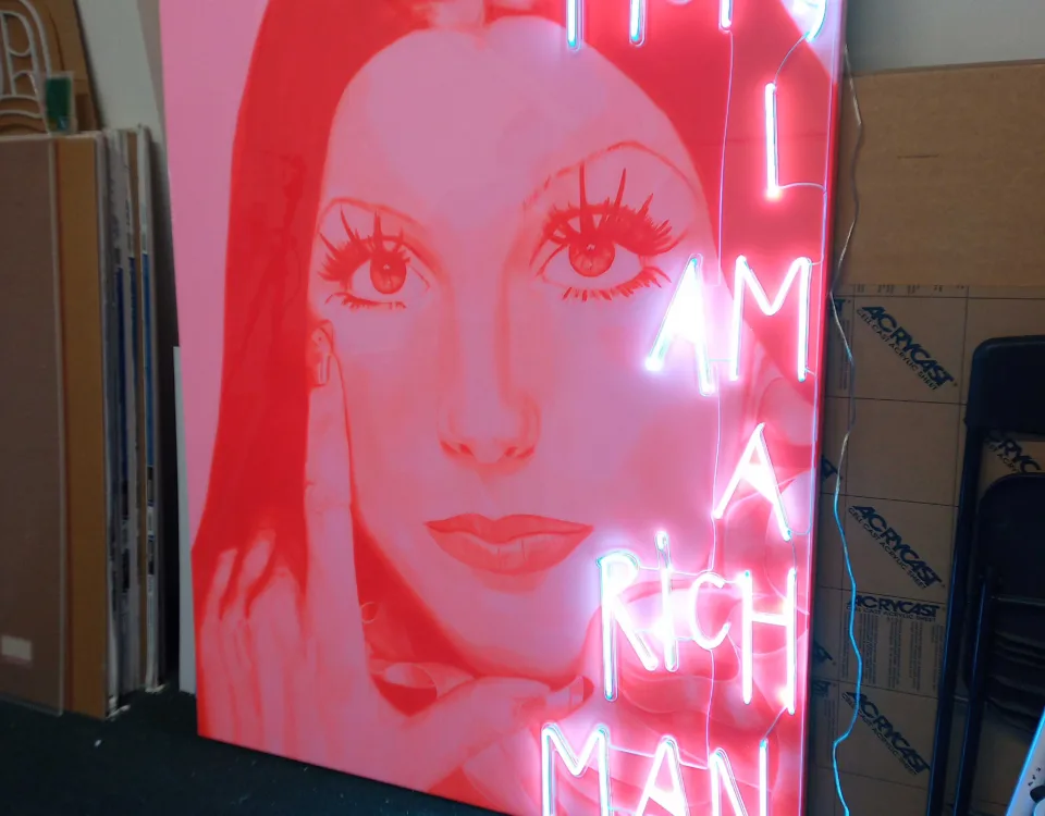 ‘MOM, I AM A RICH MAN’ Cool White LED Neon Sign